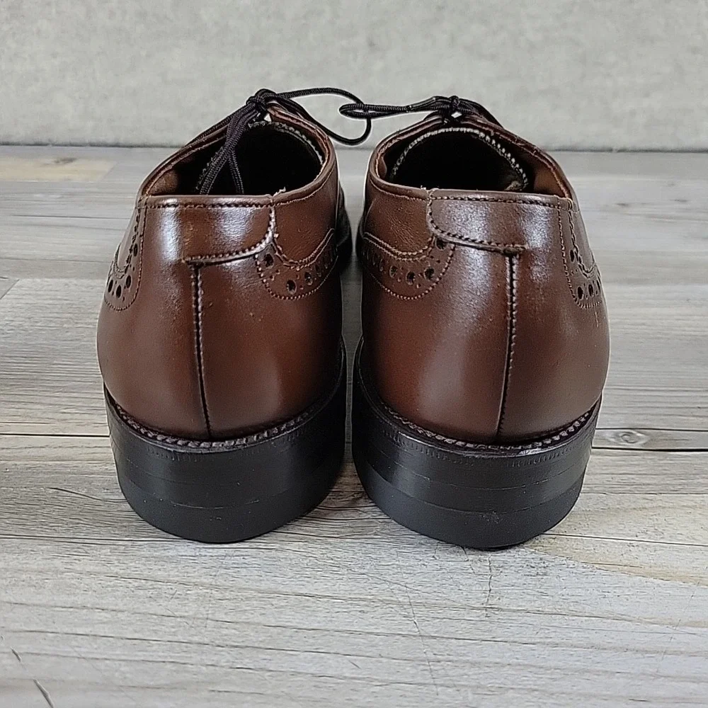 Allen Edmonds Mens Shoes 10 4A AAAA Wingtip Brown Oxford 6375 Brogue Super Slim